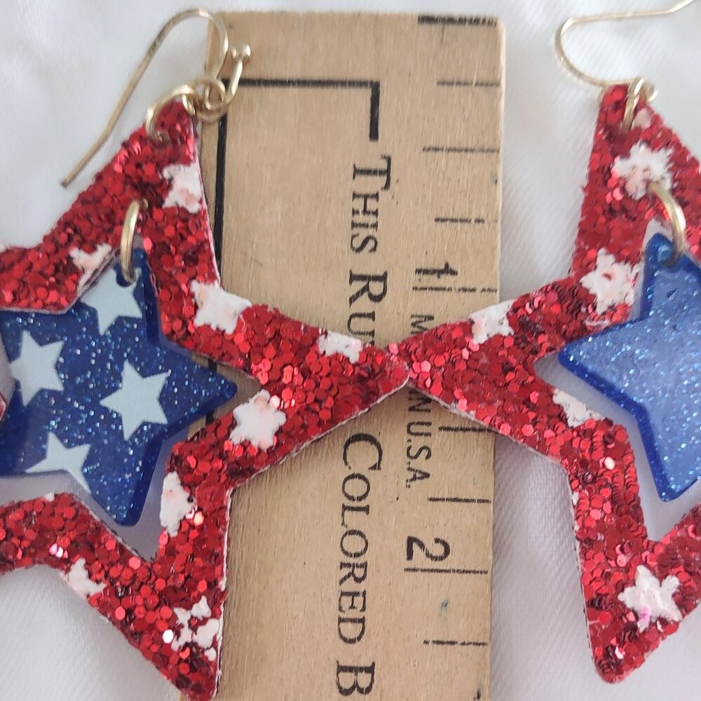 Patriotic drop earrings NWOT - Picture 2 of 4